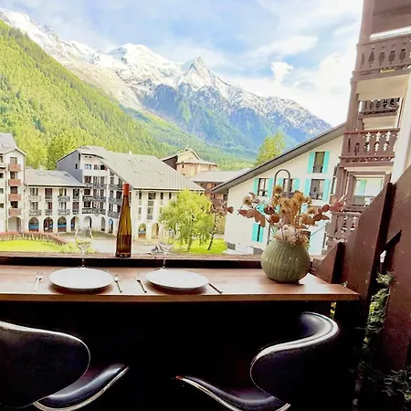 Centre - De Charme Avec Parking, Vue Sur Le Mont-blc Appartement Chamonix